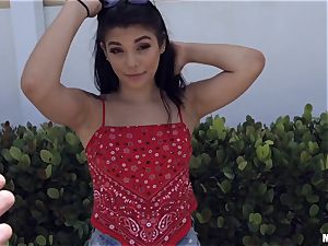 Outdoor pick up cunny pop with Gina Valentina
